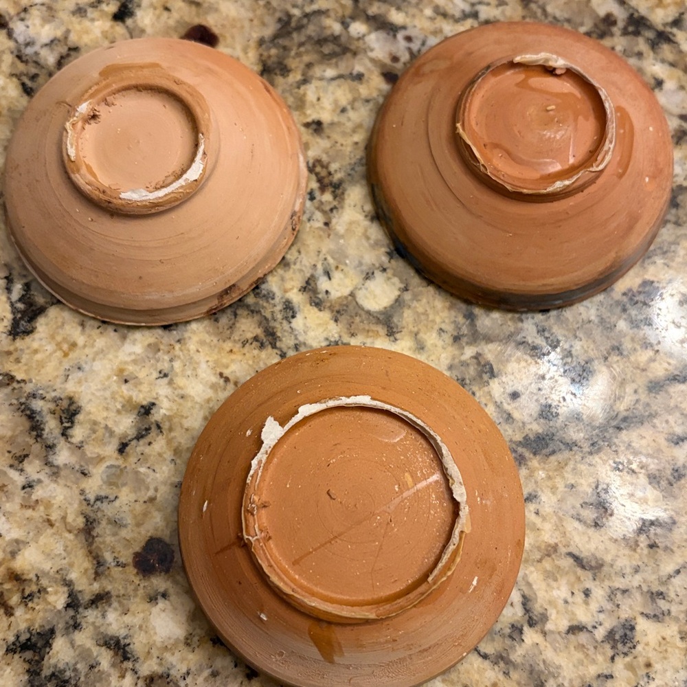 Set of 3 Hand-Painted Ceramic Stackable Mini Bowls - Picture 4 of 8